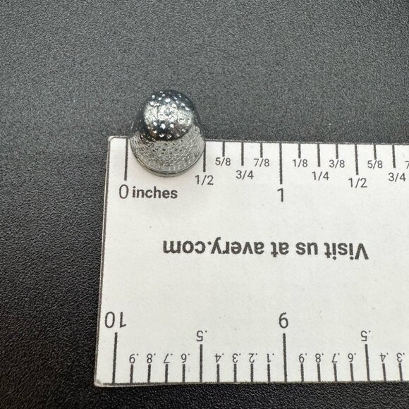 Vintage Monopoly Silver Thimble Replacement Game Piece - Picture 7 of 7